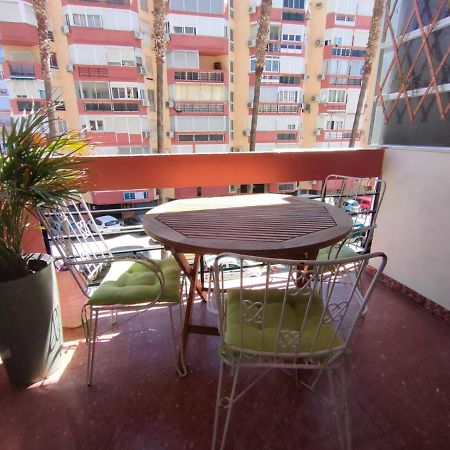 Flat2 Studio 150M From The Beach With Pool Torre Del Mar Zewnętrze zdjęcie